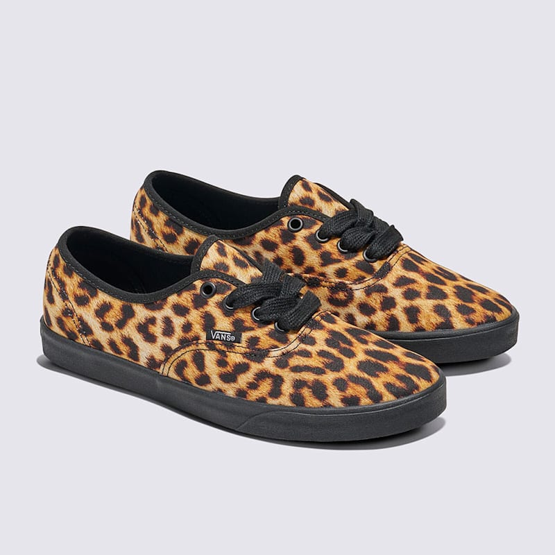 레오파드 어센틱 로우 프로