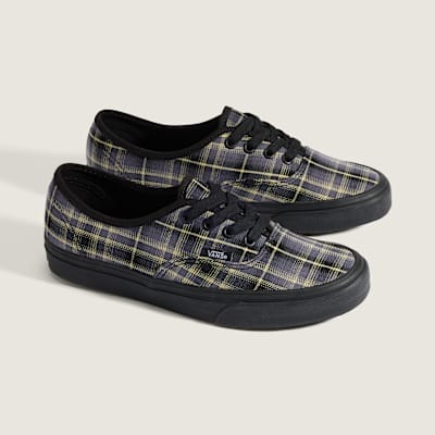 어센틱 쓰리프트 스토어