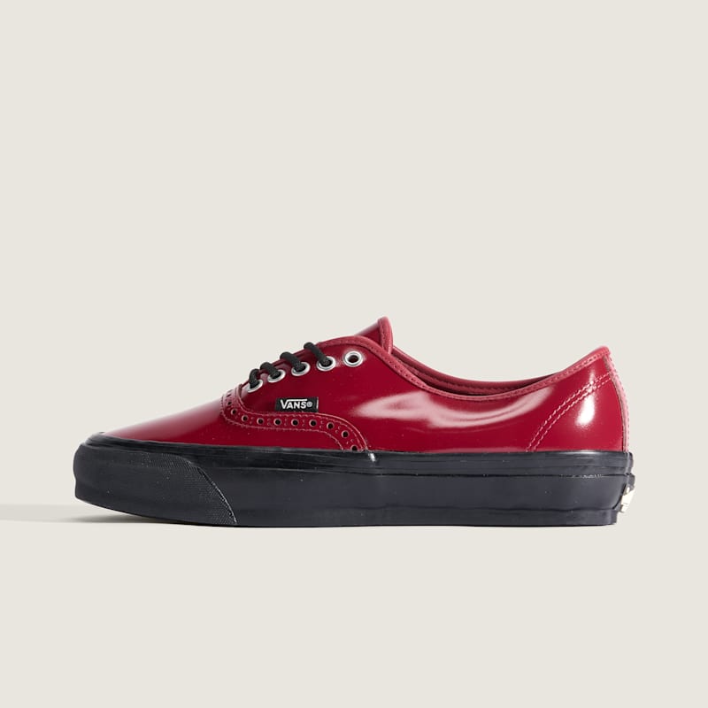 OTW 어센틱 44 사이프드 비브람 글로스 레더 브로그