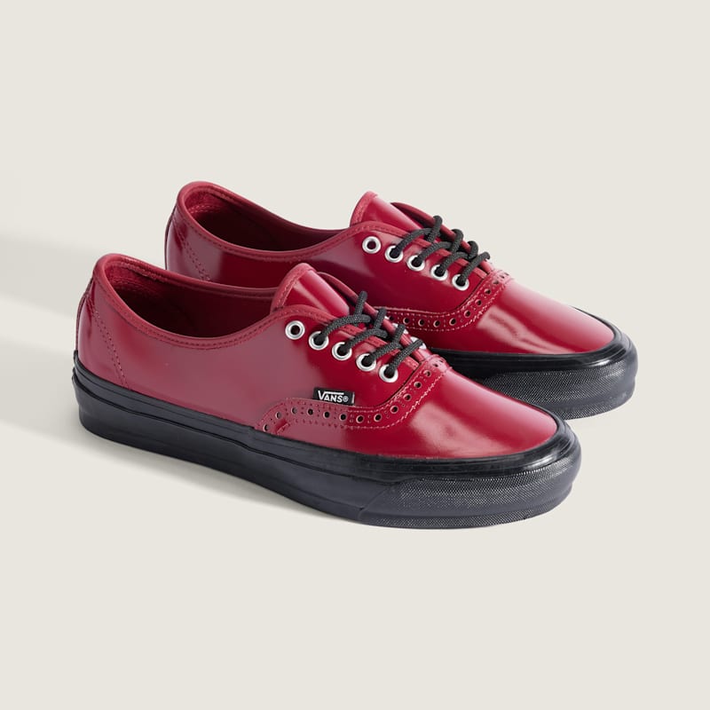 OTW 어센틱 44 사이프드 비브람 글로스 레더 브로그